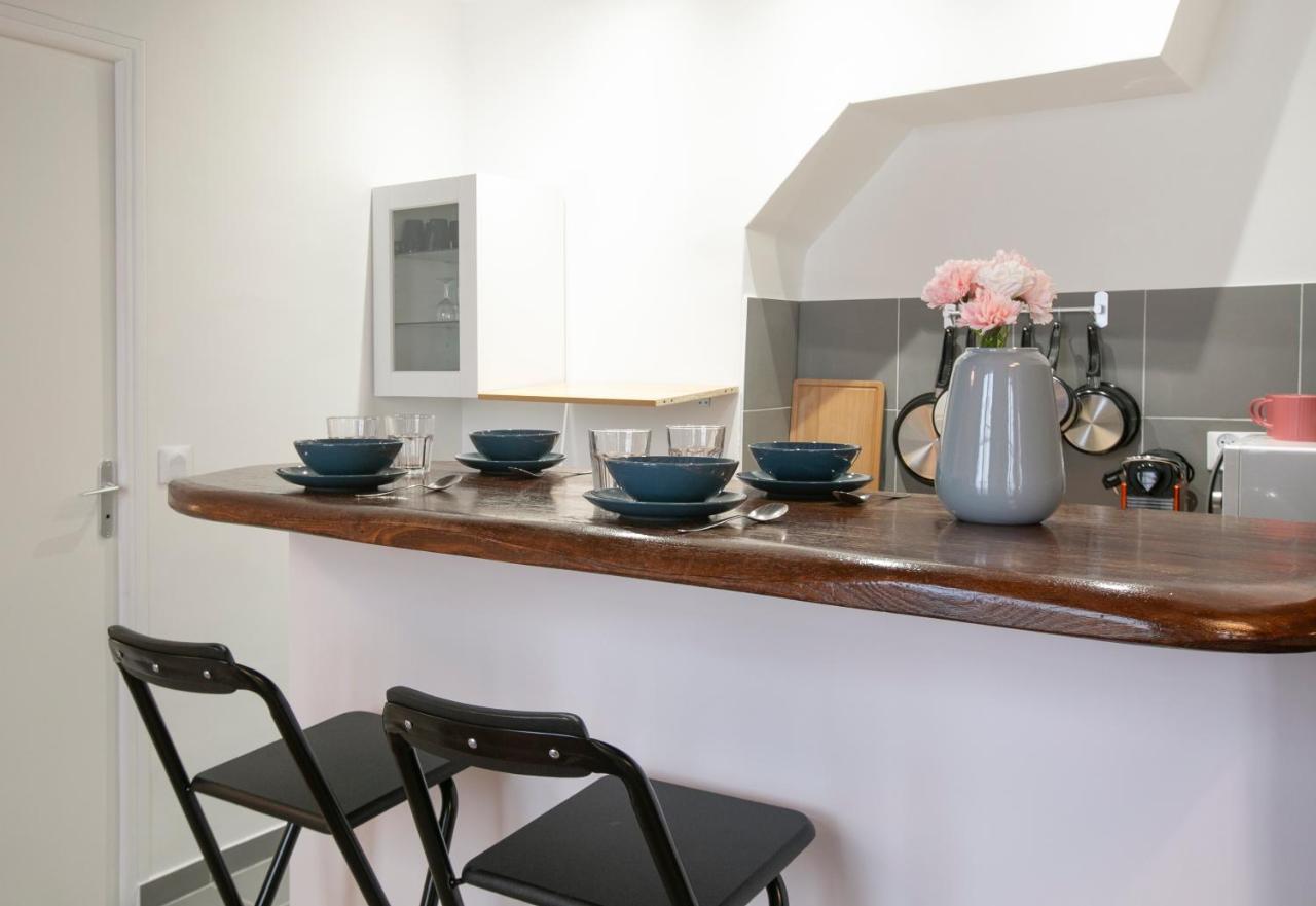 Authentic Apartment In Center Of Parisian Marais Buitenkant foto