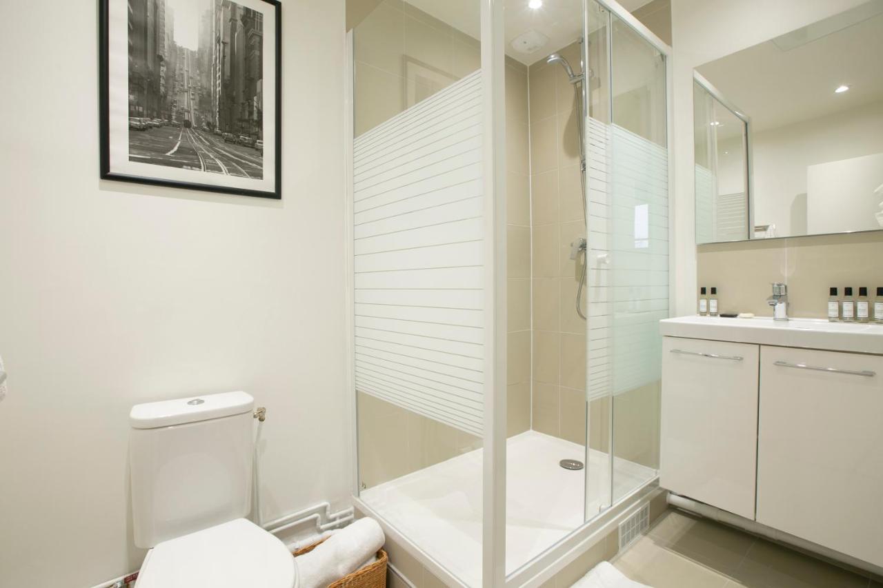 Authentic Apartment In Center Of Parisian Marais Buitenkant foto